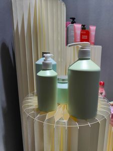 200ml 500ml moda lujo nuevo diseño mate aluminio brillante recargable cuidado de la piel champú loción bomba dispensadora botellas - Product Image 2