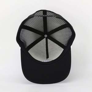 Gorra Trucker de Malla de Algodón de 5 Paneles al por Mayor BSCI con Cuerda y Bordado Deportivo para Exteriores, Logotipo Personalizado, Rayas a la Moda - Product Image 3