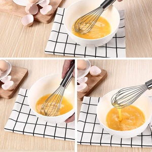 <span class=keywords><strong>Fouet</strong></span> de <span class=keywords><strong>cuisine</strong></span> <span class=keywords><strong>en</strong></span> acier inoxydable de qualité supérieure de 9,76 pouces - Product Image 6