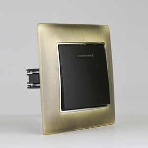 Interrupteur d'éclairage électrique HERMANO de style russe 10A 1 Gang 2 voies EU avec indicateur LED, indice de protection IP21, certifié CE/TUV - Product Image 6