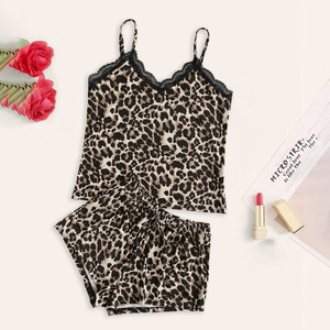 Conjunto de Lencería Sexy de Moda Europea y Americana 2020 - Lencería de Encaje para Mujer - Product Image 2
