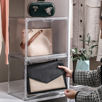 Boîte de présentation transparente en acrylique pour sacs à main, sacs pour femmes, boîtes de présentation de cadeaux, bacs et boîtes de rangement en plastique avec porte magnétique
