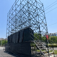Andamio de escenario de armazón de acero resistente, portátil, duradero, negro, para eventos al aire libre y sistemas de sonido Line Array