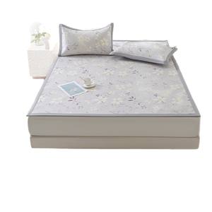 แผ่นรองนอนเย็นลายพิมพ์ Duo Xi Ai Mei Mian Kang ผ้าไหมน้ำแข็ง ขนาด 150x200 ซม. 180x200 ซม. ระบายอากาศได้ดี พับเก็บได้ - Product Image 2