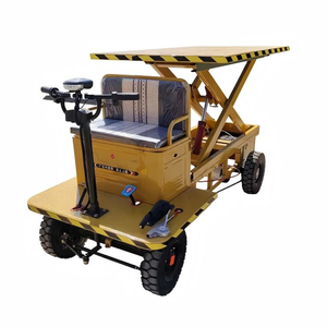Chariot à plateforme électrique à quatre roues jaune avec élévateur hydraulique, hauteur réglable, chariot de transport industriel, construction en acier - Product Image 1
