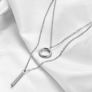 Collier superposé tendance doré à double chaîne avec pendentif géométrique cercle et barre pour usage quotidien - Product Image 4
