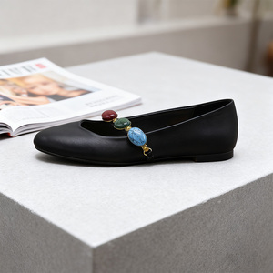 Scarpe da donna Vintage personalizzate con tacco grosso scarpe nere con rivestimento in pelle retrò <span class=keywords><strong>turchese</strong></span> stile di lavoro direttamente in fabbrica - Product Image 1