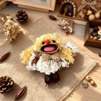 Poupée en bois faite à la main, produit fini, adorable breloque de sac à dos, hochet fruit de guérison, jouet décoratif