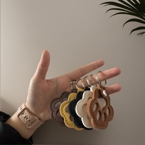 Pet Hair Keychain Leather Paw Shape Storage Pendant For Cat <b>Dog</b> Keepsake <b>Ornament</b> - Product Image 2