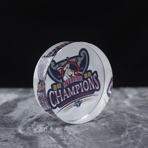Individuell Bedruckter Glas-Hockey-Puck Lasergravierter Kristall-Hockey-Briefbeschwerer für Sport-Souvenirs - Product Image 3
