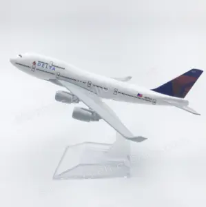 16CM Delta Air Lines B747 Diecast Metal Vehicle Models Airline Airplane Gift Toys