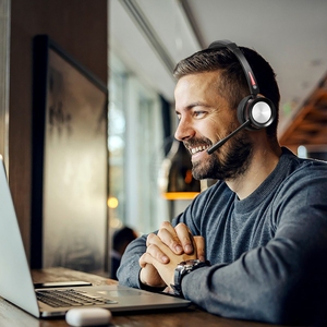 Auriculares inalámbricos duales ENC M890BTD con estación base, micrófono con cancelación <span class=keywords><strong>de</strong></span> ruido y conexión USB para centro <span class=keywords><strong>de</strong></span> llamadas u oficina. - Product Image 6