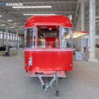 Camion de restauration mobile sur roues avec cuisine complète équipée pour la vente de café, hot-dogs et glaces