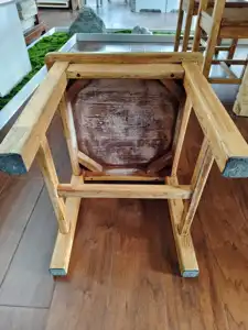 नॉर्डिक ठोस लकड़ी की असबाब वाली डाइनिंग कुर्सियाँ