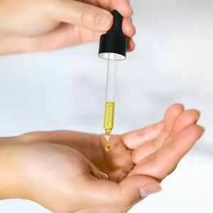 Huile capillaire à base de plantes 100% naturelle à la lavande et au fenugrec, 60 ml, pour les soins capillaires, les soins du cuir chevelu, le traitement de la perte de cheveux, marque privée - Product Image 4
