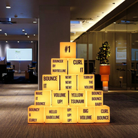 Boîte à lumière LED à intensité variable personnalisée avec logo, indice de protection IP65, LED RVB/blanches pour salons professionnels, conférences - Lampe de centre de table publicitaire