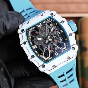 Reloj de Lujo de Alta Gama Estilo RM con Esqueleto, Caja de Fibra de Carbono, Detalles en Naranja, Movimiento Automático para Hombre - Product Image 2