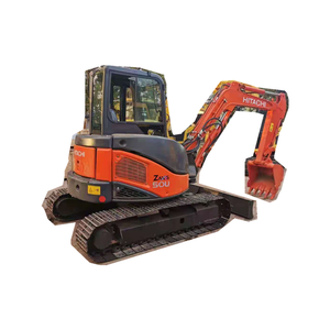 Excavadora Hitachi ZX55 usada, tipo de movimiento sobre orugas con componente de motor central, modelos similares ZX65 ZX70 EX60 - Product Image 1