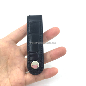 Niedriger MOQ Lagerverkauf Echtes Leder Vintage-Stil Multifunktionaler Smart-Schlüsselhalter mit Anpassbarem Logo - Product Image 5