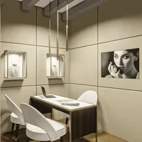 Boutique de bijoux en bois grainé de luxe léger avec éclairage LED, design écologique, dimensions personnalisables, espace intérieur haut de gamme et chaleureux
