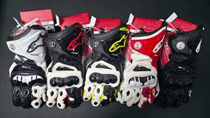 Gants de moto en fibre de carbone certifiés, gants de protection pour hommes avec construction résistante à l'abrasion - Product Image 2