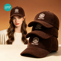Casquette de baseball décontractée en velours côtelé marron, style rétro, avec logo brodé et visière incurvée à 6 panneaux – Vente en gros