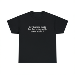 Maglietta 'Il mio stomaco fa male' per chi soffre di mal di pancia, divertente, meme, ironica, sarcastica, regalo scherzoso, maglietta scherzosa - Product Image 1