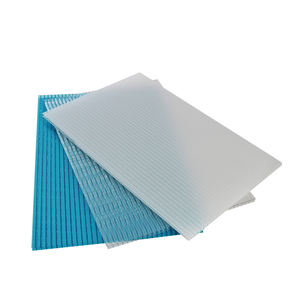 Plaques creuses en <span class=keywords><strong>polycarbonate</strong></span> Feuille <span class=keywords><strong>de</strong></span> serre en plastique Feuille <span class=keywords><strong>de</strong></span> toit <span class=keywords><strong>de</strong></span> patio en <span class=keywords><strong>polycarbonate</strong></span> creux clair 6mm - Product Image 4