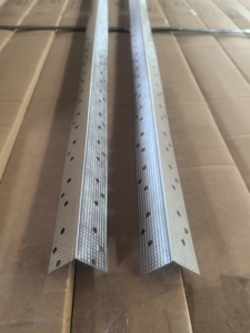 Profilés en acier de haute qualité pour plâtrage moderne, cornière en acier galvanisé de type L 25/30/32mm, angle mural métallique perforé - Product Image 3