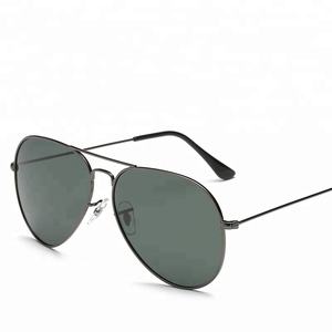 <b>Light</b> <b>Shade</b> Sunglasses High Quality Fashionable Women and Men Custom LOGO Polarized Sun Glasses Sunglasses - Product Image 4