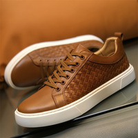 Chaussures décontractées pour hommes en cuir véritable tissées à la main avec semelle souple en caoutchouc, fourniture directe d'usine