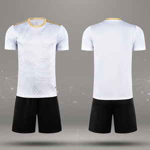 Op maat gemaakte OEM-service milieuvriendelijke ademende polyester voetbaltenues tops naam nummer heren volwassen teams zomer herfst - Product Image 2