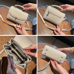 Commercio all'ingrosso di alta qualità borsa in pelle da donna in vera pelle di <span class=keywords><strong>lusso</strong></span> <span class=keywords><strong>borse</strong></span> a tracolla per uso quotidiano da donna - Product Image 6