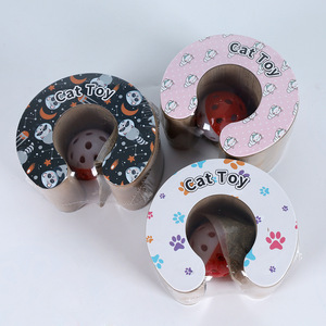 Rascador para Gatos en Forma de C, Cartón Corrugado, Juguete Resistente para Gatos, Opciones de Color Rosa, Negro y Blanco - Product Image 1