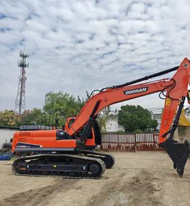 Excavadoras usadas económicas Tractor de excavadora Doosan DX300 Características Maquinaria de movimiento de tierras Maquinaria de construcción de ingeniería usada - Product Image 6