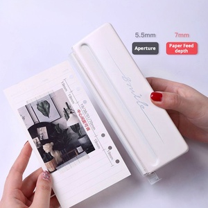 Perforadora Ajustable de 6 Agujeros para Cuadernos de Hojas Sueltas, Compatible con A4, A5, A6, A7, B5 - Product Image 4