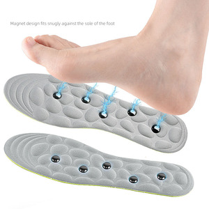Semelles intérieures de sport confortables à <span class=keywords><strong>5</strong></span> aimants avec mousse EVA et massage pour une meilleure santé à long terme et le soulagement des douleurs aux pieds - Product Image 4