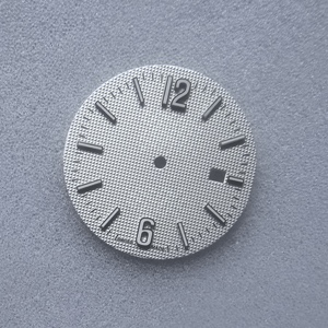Cadran de montre de luxe NH35 28.5mm série <span class=keywords><strong>G</strong></span> avec logo <span class=keywords><strong>personnalisé</strong></span> Cadran de montre en relief avec choc Accessoires de mouvement Boîtier de pièces Cadran de montre <span class=keywords><strong>personnalisé</strong></span> - Product Image 4