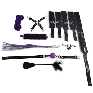 Kit de Bondage de Cuero BDSM al por Mayor para Parejas, con Arnés, Látigo y Accesorios SM para Uso Adulto - Product Image 6
