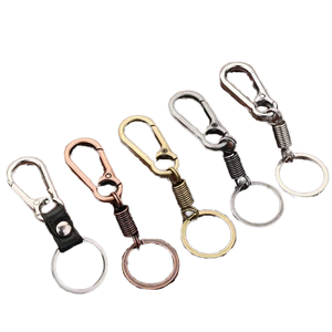 Оптовая продажа, Роскошный деловой подарок, пружинный брелок с эмалированной горной пряжкой, металлический материал для автомобильного рюкзака, брелок для ключей - Product Image 1