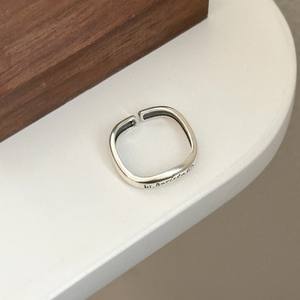 แหวนเงินแท้ S925 สไตล์เกาหลี ดีไซน์เรโทร วินเทจ ลายหน้ายิ้ม ทรงสี่เหลี่ยม ปรับขนาดได้ แฟชั่นทันสมัย - Product Image 3