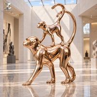 Sculpture de singe ludique en acier inoxydable poli miroir, décoration animale personnalisée pour la maison, l'hôtel, la villa, la galerie, l'affichage intérieur