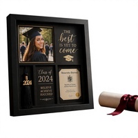 Boîte à souvenirs 3D pour la remise des diplômes, finition mate écologique, matériau MDF DOREMI, plaque nominative personnalisée avec pompon, OEM ODM Noir