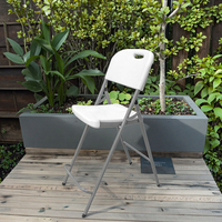 Chaise et table pliantes modernes en plastique HDPE blanc pour l'extérieur, le jardin et l'entrée – Chaises et tables pliantes économiques