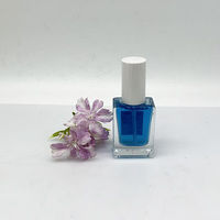 Flacon de parfum en verre à base carrée épaisse avec bouchon doré, flacon pulvérisateur de parfum rectangulaire vide, couleur et logo personnalisés