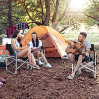 Chaise de camping pliable portable de plein air avec table latérale, design personnalisé en gros, pour pique-nique, maquillage, plage, camping, pêche