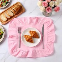 Nappe de table en tissu 100 % coton rose à bords volantés pour fêtes, mariages, restaurants, avec LOGO brodé – Vente en gros