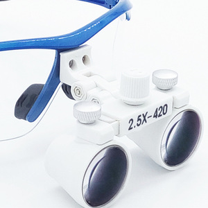 Lentes de aumento dentales con marco de plástico 2.5X para cirugía oral y examen médico - Product Image 3