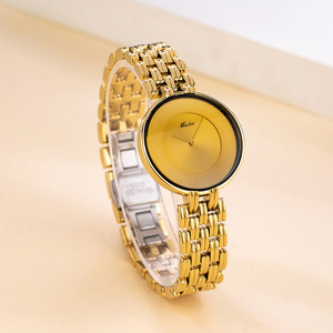 La montre à quartz de luxe pour femmes la plus vendue, élégante, simple, avec cadran noir et doré, étanche - Product Image 2