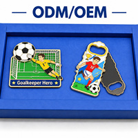 Aimant de réfrigérateur en métal sur mesure, logo personnalisé, aimant de football en alliage de zinc émaillé pour souvenirs de la Coupe du Monde